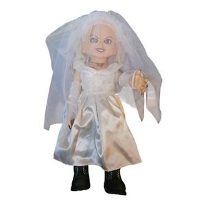 Child’s Play Bride Of Chucky Tiffany Doll 19" Spencer's Halloween Prop Decor